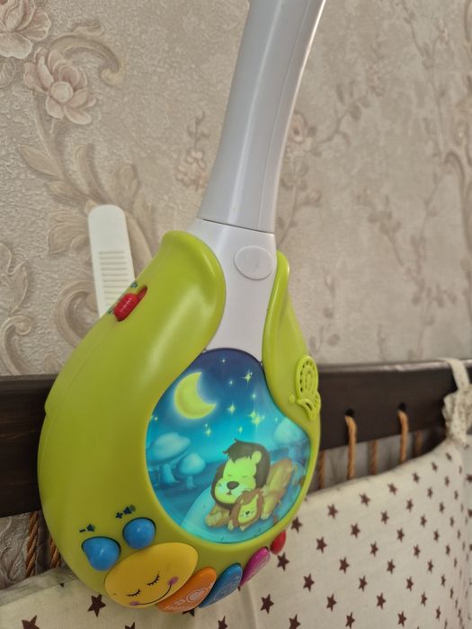 Дитячий мобіль на ліжечко