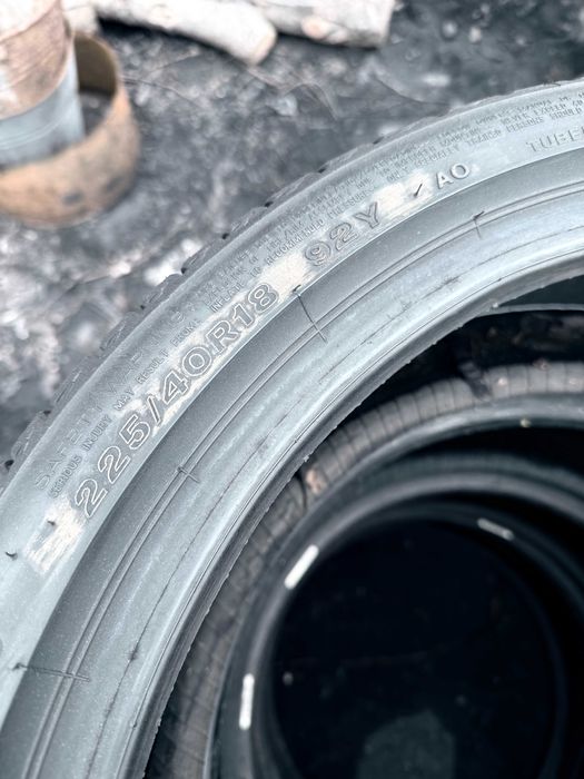 225 40 18 Bridgestone Turanza T005 90% Шини Літо