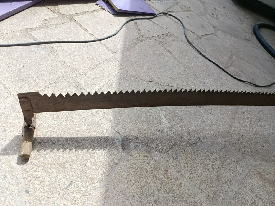 Serrão em chapa de aço muito antiga