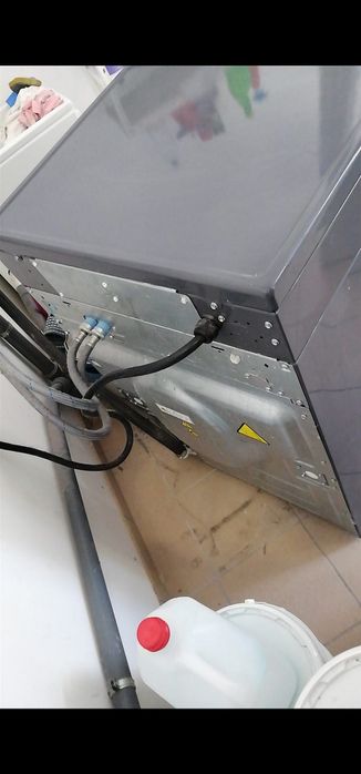 Máquinas e Equipamentos de lavandaria Self-service ou indústrial lar