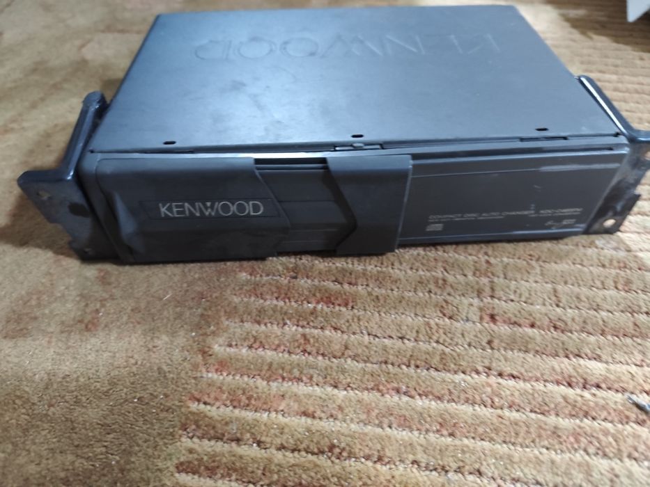 Caixa de CDs KENWOOD