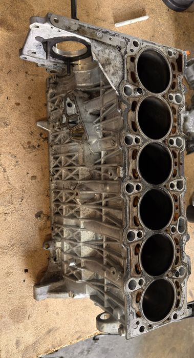 Bloco de motor aluminio Bmw 335/535/635d 306d5
