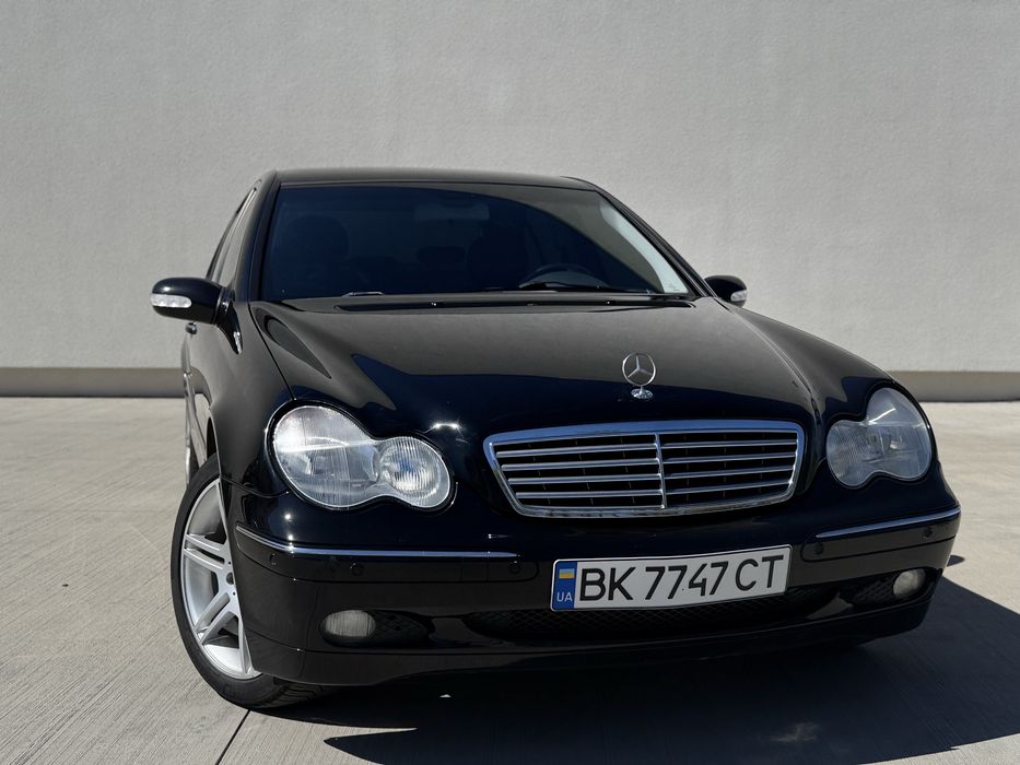 Mercedes benz C200K w203 2001