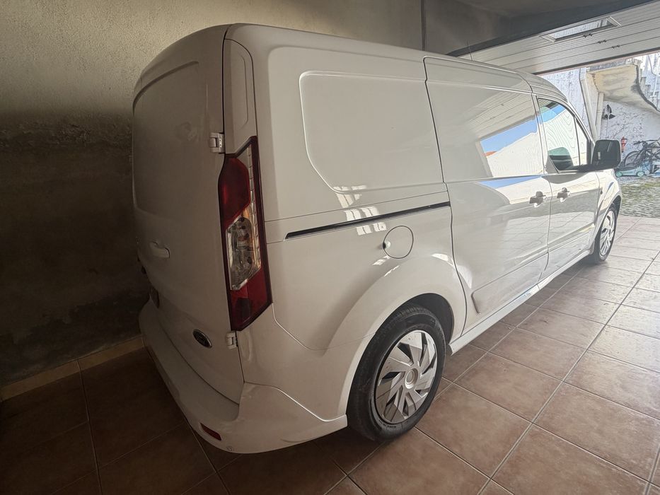 Ford  transit conect versão  longa