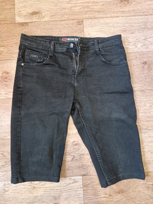 Мужские шорты черные