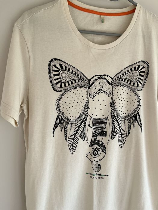 Nowy tshirt koszulka M United Colors of Benetton ćma owad print