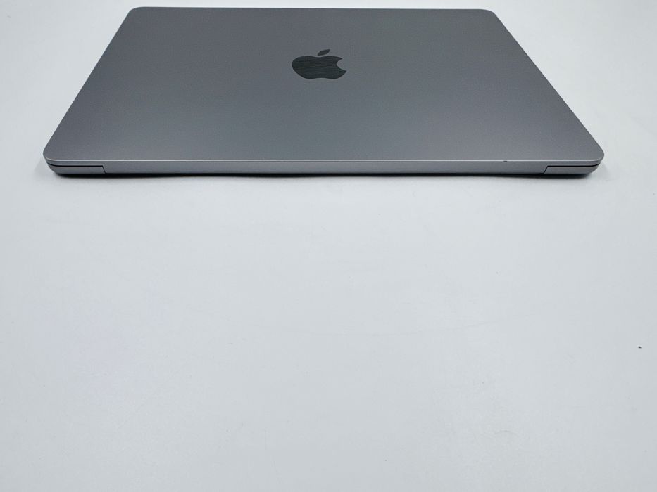 Apple Macbook Air 13.6 M2 2022 24GB RAM 1TB SSD Space Gray IL6720