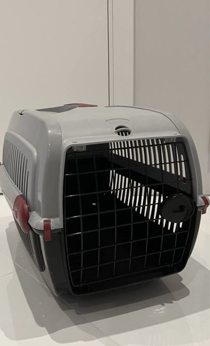 Переноска для тварин