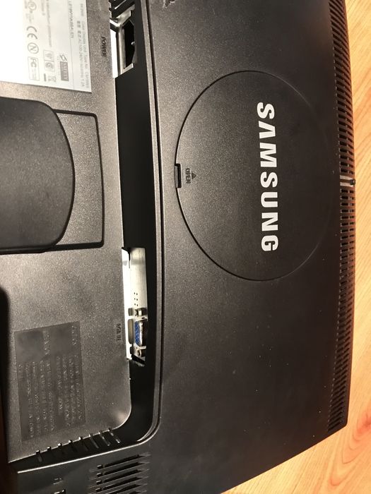 Monitor marca Samsung modelo 943 NW