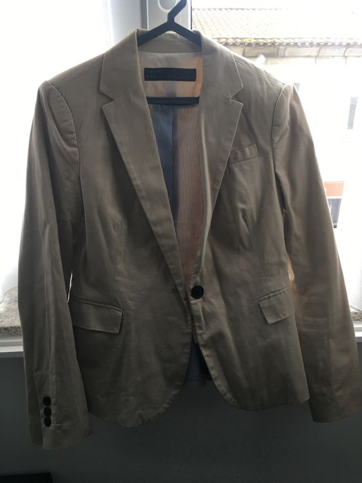 Blazer tamanho M praticamente novo425768934347919363