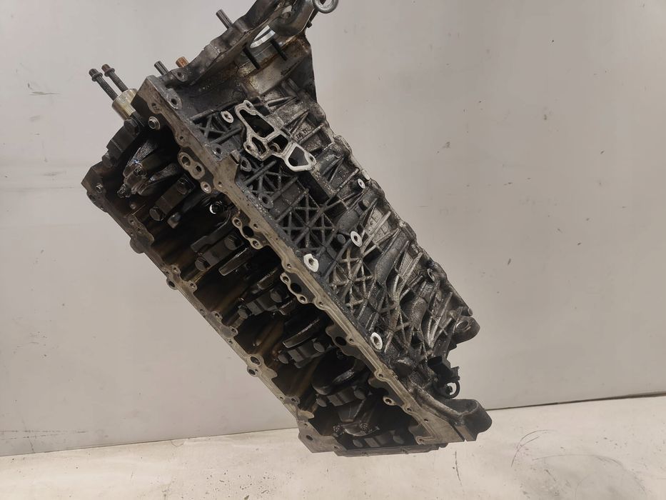 bmw x5 e70 dół silnika m57 7792822 po uszkodzeniu łańcucha rozrządu