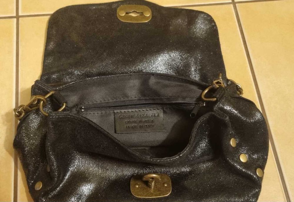 Mala preta em pele 1987 by Abaco