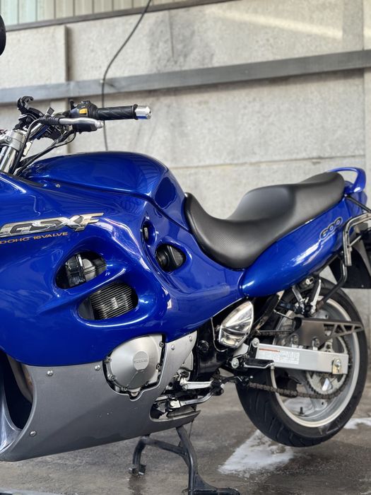 Suzuki GSX600F Свіжопригнаний