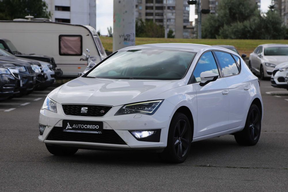SEAT Leon 2015 Авто
