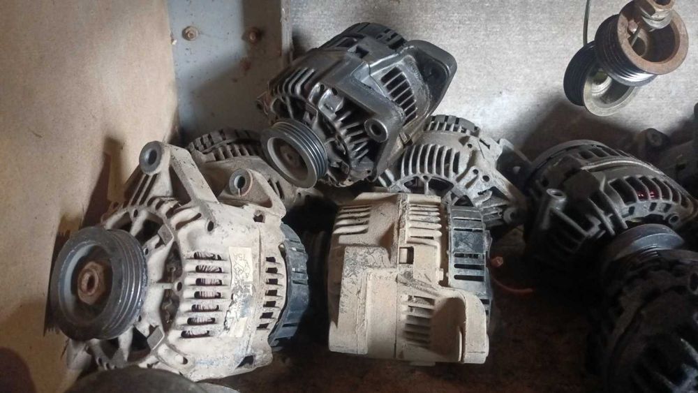 Дверь  Renault grand scenic 3  Dacia Logan MCV,dacia sandero largus