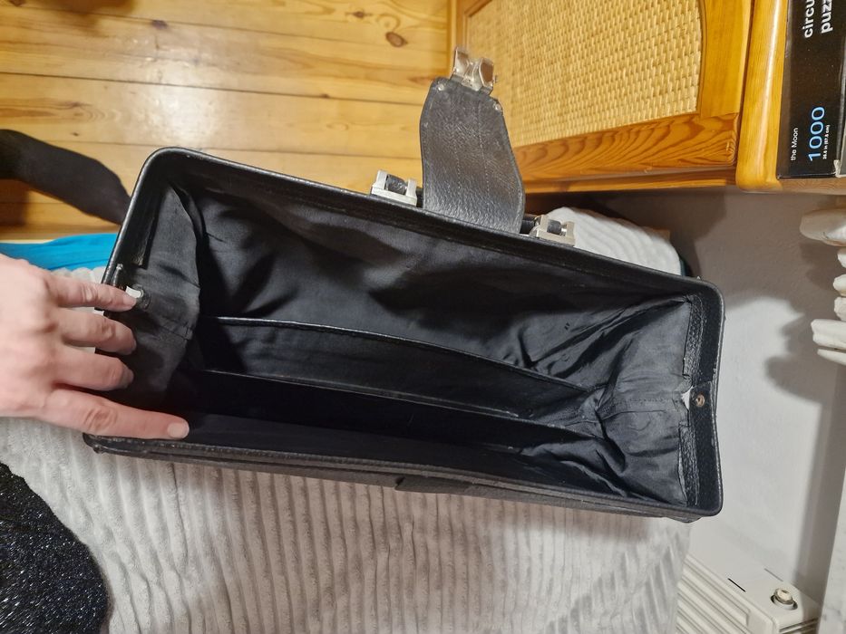 Skórzana torba lekarska