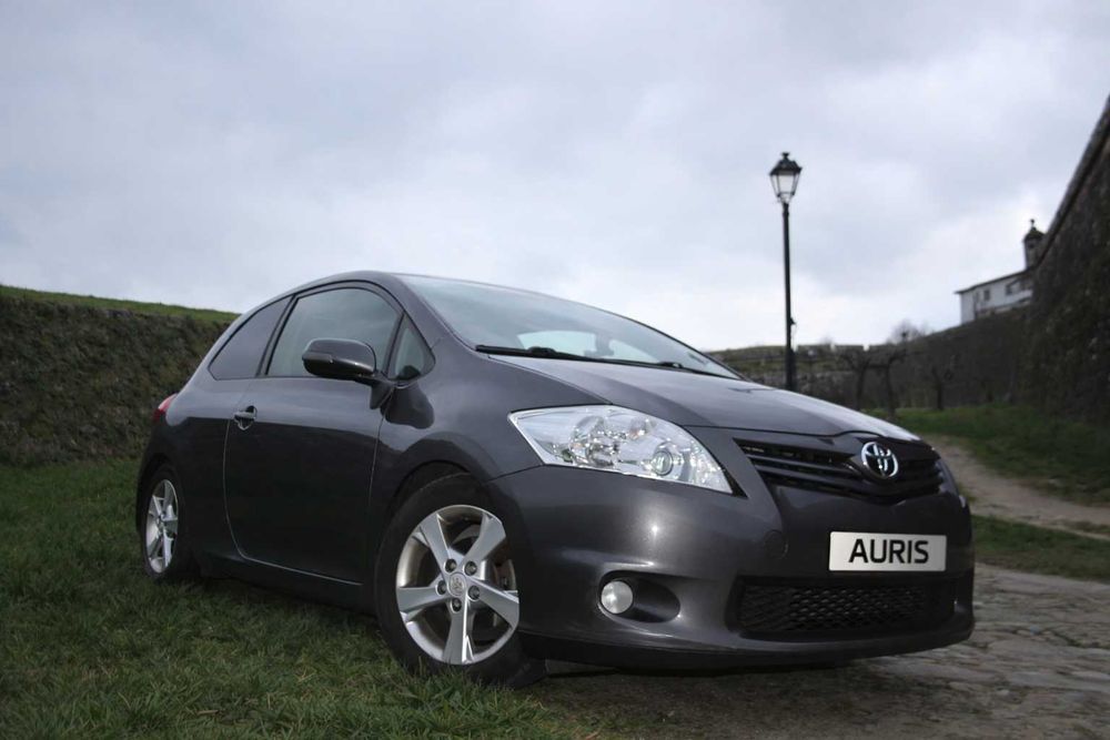 Toyota Auris 1.4 D4D, gasóleo, comercial