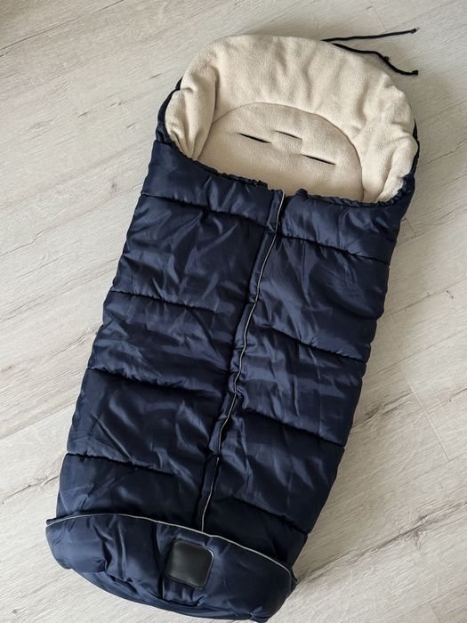 Теплый чехол в прогулочную коляску