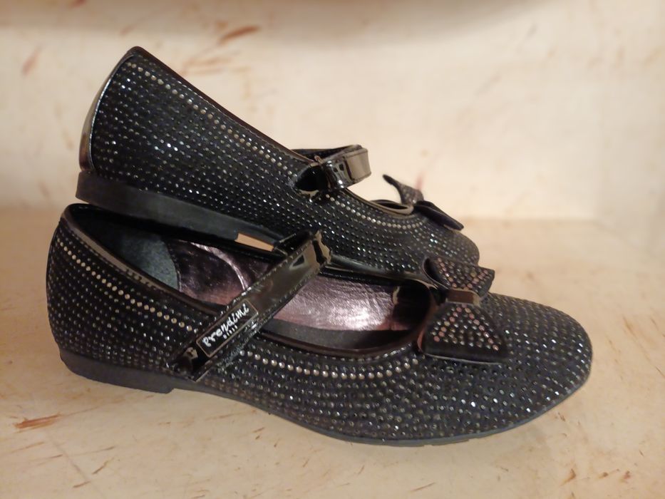 Продам нове взуття ,33р.