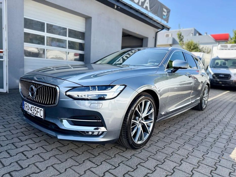 Volvo V90