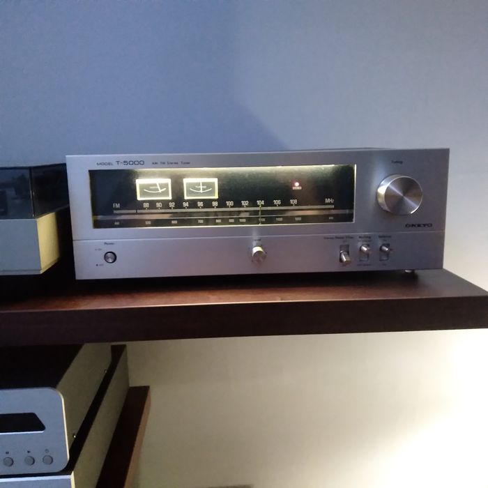 Tuner Onkyo T-5000