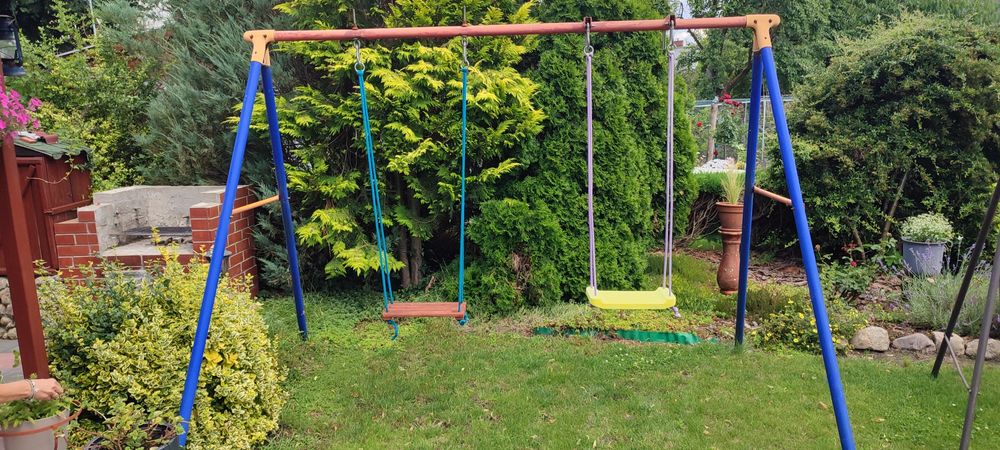 Huśtawka dziecięca na dwa stanowiska