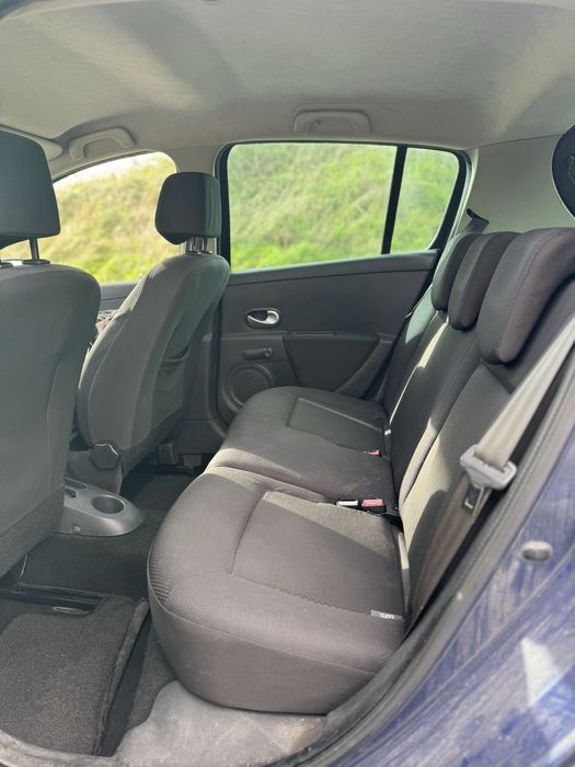 Renault Clio 1.1 75cv – 2007 – 5 portas. Preço Negociável