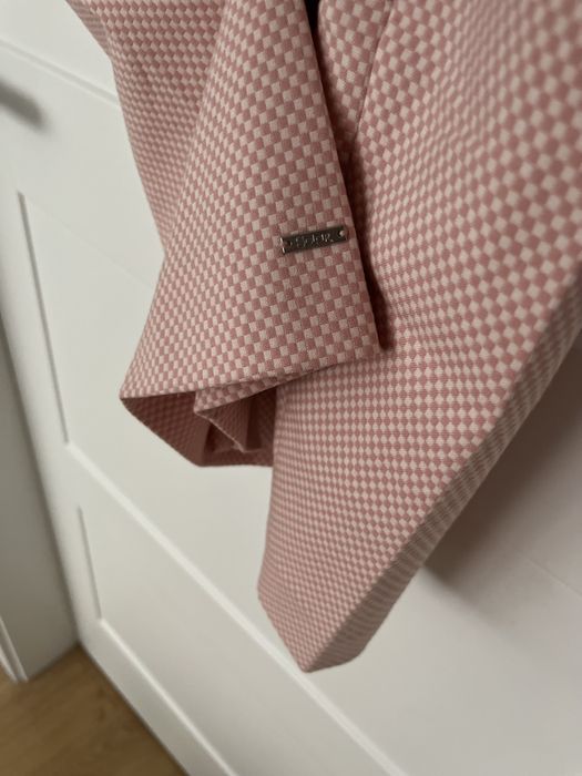 Sukienka ołówkowa Solar r.38