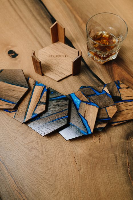 Підставки з дерева та епоксидної смоли!костери,підстаканники,стіл