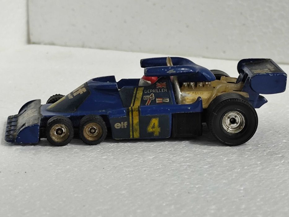F1 Elf Tyrrell Project 34 (#4) 1976 Patrick Depailler - 1:43