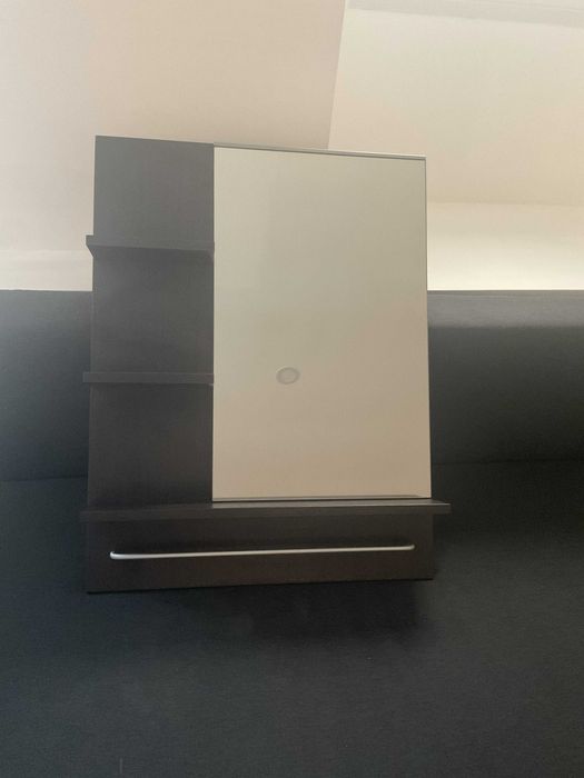 armário de casa de banho