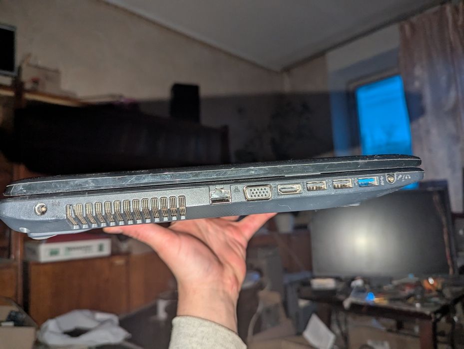 Большой Asus X75A1: 17.3", Pentium 2020M,8gb ddr3, 500 HDD,USA