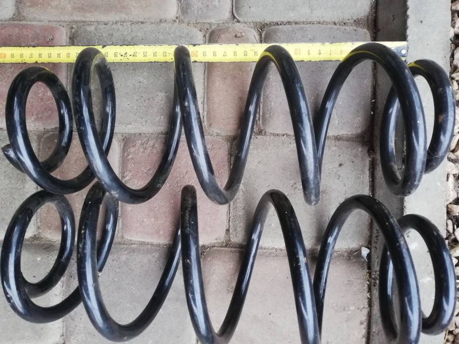 Пружини на Ауді А6 передні