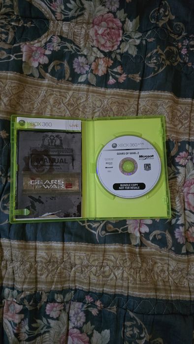 Gears of war  2 xbox360  em bom estado