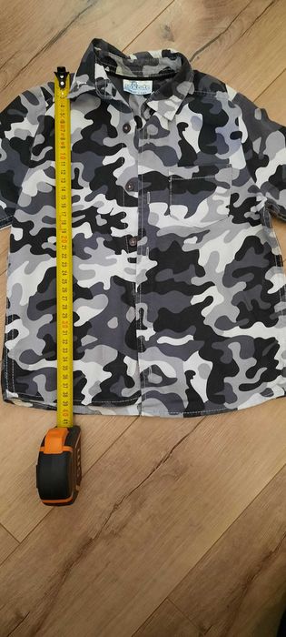 Продам рубашку на хлопчика