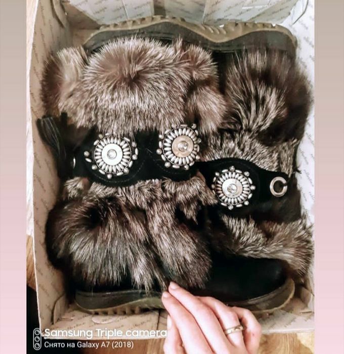 Продам сапожки зимние