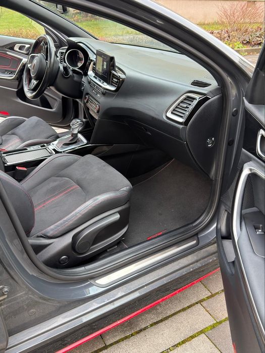 Sprzedam auto kia proceed gt