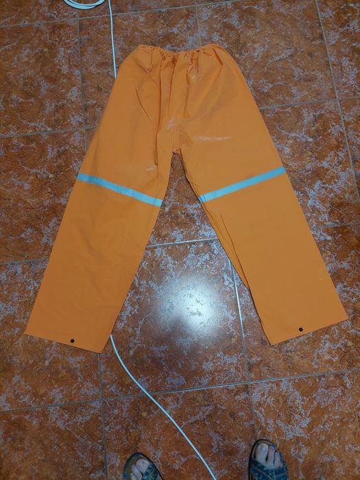 Штани вологозахісні