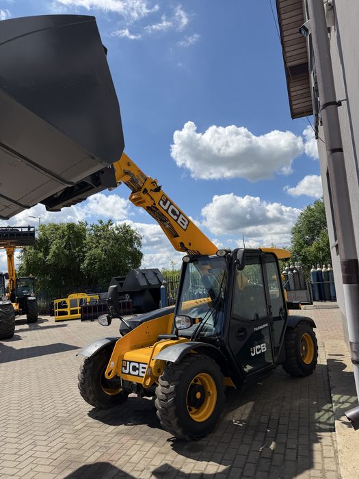 Ładowarka JCB 525-60AGRI  2018r KLIMA bardzo ładba niska kompaktowa 1,8m