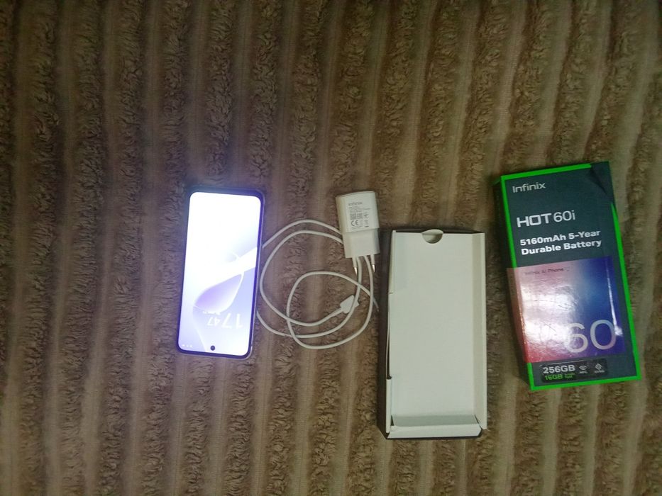 Infinix hot 60i  новий 8/256