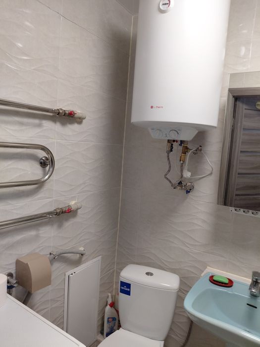 "Караван*ТРЦ посуточно 1 к.квартира два дивана