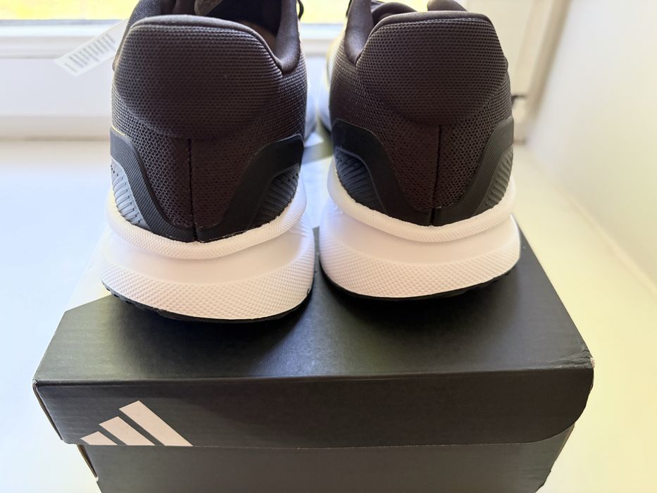 Оригинальные женские кроссовки ADIDAS RUNFALCON 5