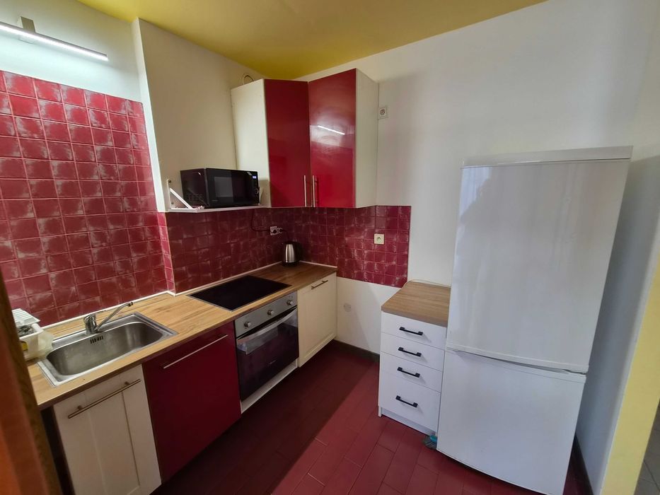 Bezpośrednio właściciel wynajmie kawalerkę 28 m2 Kraków Krowoderskich Zuchów