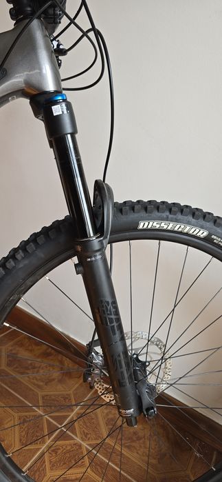 Suspensão fox 36 performance