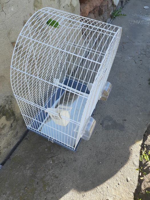 Sprzedam klatkę dla ptaków 38x25x52wys