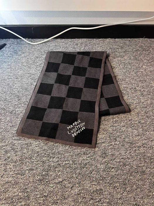Louis Vuitton szalik czarno-grafitowy szachownica haft logo dwustronny unisex nowy z metką