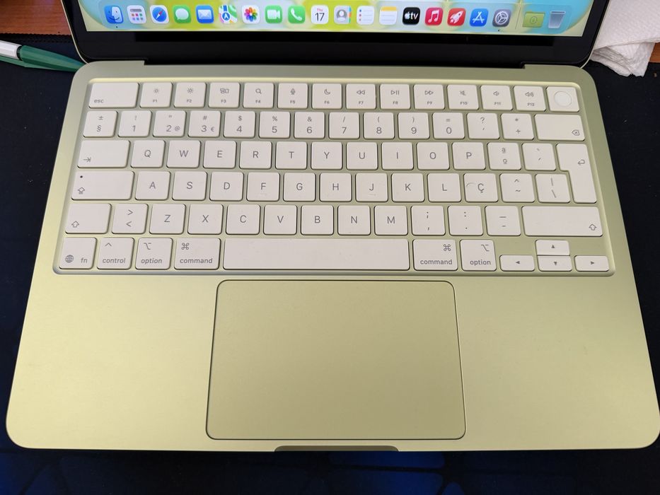 Macbook Neo 512GB Verde - Com garantia