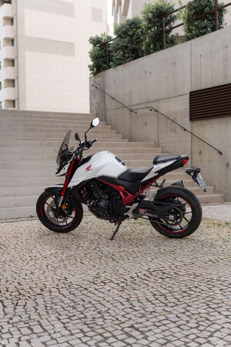 Honda CB 750 Hornet 2023 1.500kms