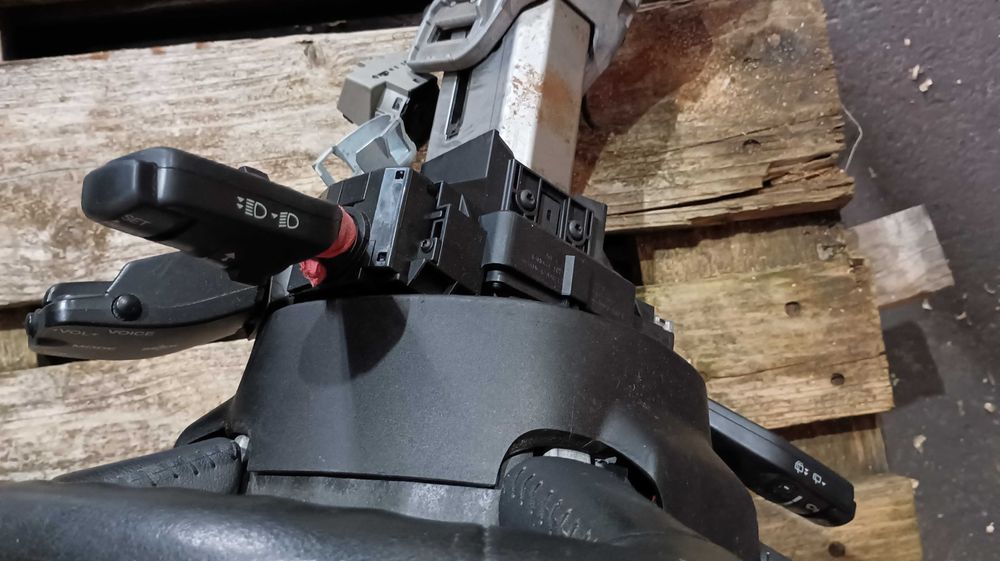 REF0001 coluna direccao completa airbag rebentado ford c max ano 2008