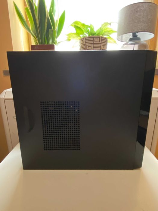 Komputer PC Intel J1900 8GB RAM SSD 240GB + Monitor Dell 17" Windows 10 Pro